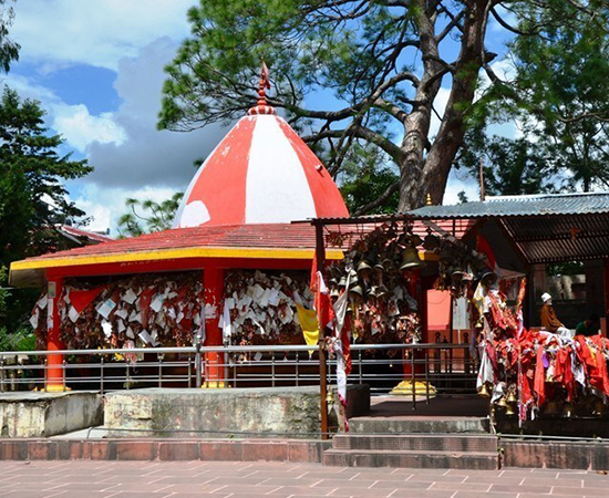 02-chitai-golu-devta-temple